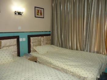 V8 Hotel Suzhou  Dış mekan fotoğraf